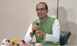 Shivraj Singh Chouhan Raipur visit : रायपुर पहुंचे शिवराज सिंह चौहान, बोले- कका और कांग्रेस ने मिलकर छत्तीसगढ़ को तबाह किया