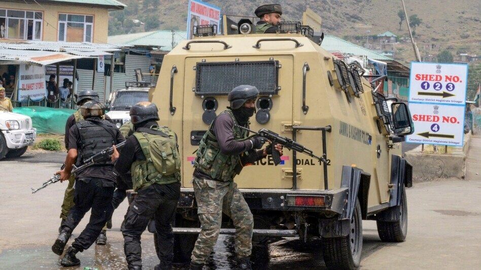 भद्रवाह मुठभेड़ में जैश-ए-मोहम्मद का पाकिस्तानी कमांडर ढेर, M4 राइफल भी मिली