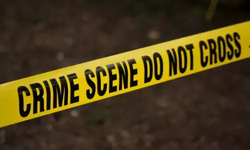 CG Crime : पत्नी से अवैध संबंध का शक बना हत्या की वजह, पड़ोसी पर टंगिया से हमला कर पति फरार