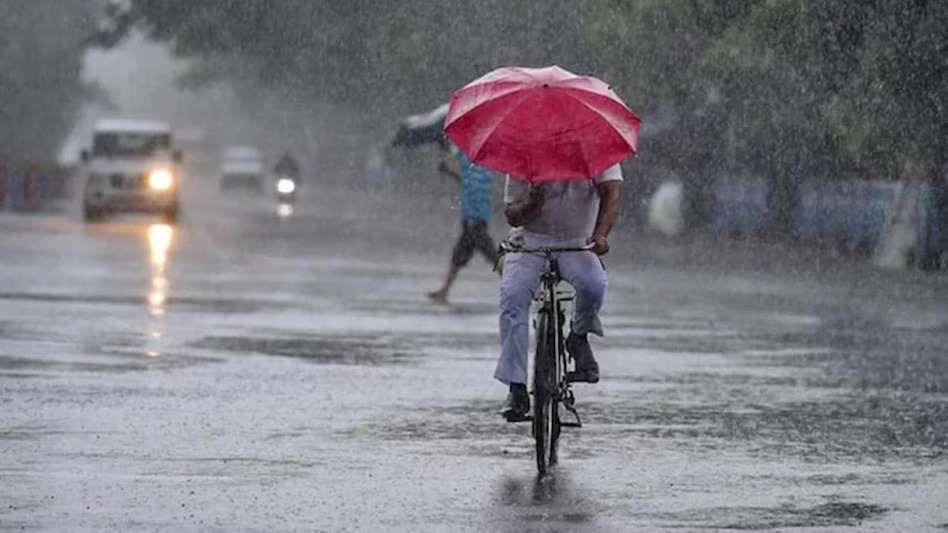 CG Weather Update: छत्तीसगढ़ में बारिश का दौर जारी, रायपुर समेत कई जिलों में आज भी बरसेंगे बादल; सोमवार के बाद कम होगी मानसूनी गतिविधियां