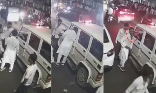 Raipur City News : पुलिस की पेट्रोलिंग गाड़ी बनी चोरों का निशाना, मोबाइल-नकदी लेकर फरार, CCTV में कैद वारदात