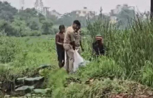 Raipur Crime News: रायपुर में गर्लफ्रेंड को पेट्रोल डालकर जिंदा जलाया, फरार आरोपी की तलाश में CCTV फुटेज खंगाल रही पुलिस