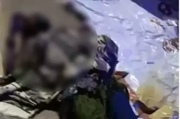 38902-raipur-crime Raipur Crime News: रायपुर में गर्लफ्रेंड को पेट्रोल डालकर जिंदा जलाया, फरार आरोपी की तलाश में CCTV फुटेज खंगाल रही पुलिस
