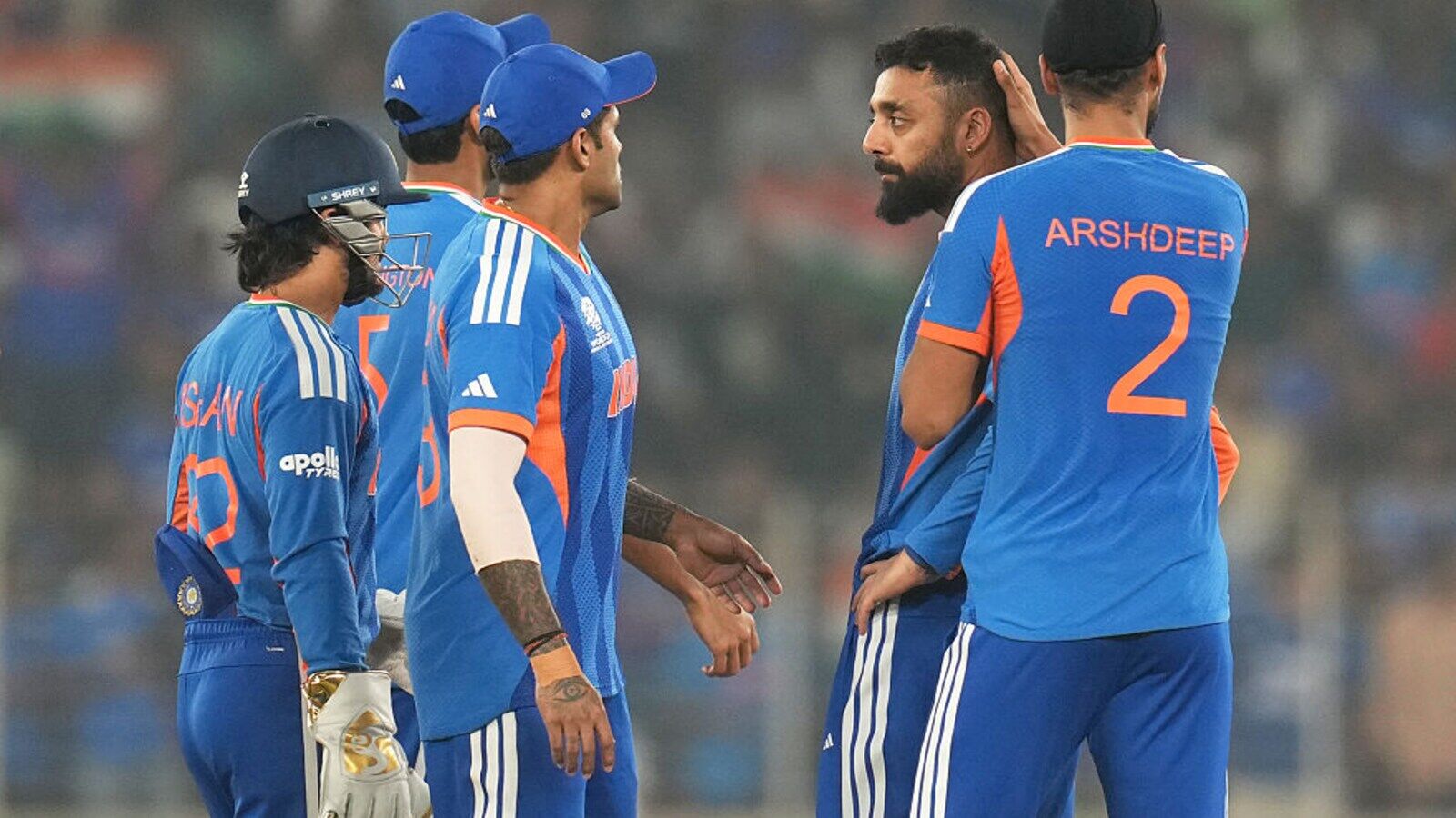 IND vs AFG T20 : अफगानिस्तान सीरीज के बीच टीम इंडिया को बड़ा झटका, चोट के चलते ये मिस्ट्री स्पिनर हुए बाहर