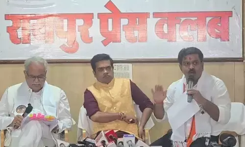 PM Awas Yojana Chhattisgarh Bhupesh Baghel    Vijay Sharma Live Debate: PM आवास योजना पर बघेल-शर्मा की सीधी बहस, पोर्टल और फंडिंग पर तकरार,PM आवास पर भूपेश बघेल को विजय शर्मा का जवाब..ग्रोक से पूछिए, सच बताएगा, देखें और क्या कहा