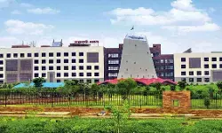 CG News : सरकारी नौकरी की तैयारी कर रहे अभ्यर्थियों को बड़ी राहत, अधिकतम आयु सीमा 38 से बढ़कर हुई 45 वर्ष, आदेश लागू CG News : सरकारी नौकरी की तैयारी कर रहे अभ्यर्थियों को बड़ी राहत, अधिकतम आयु सीमा 38 से बढ़कर हुई 45 वर्ष, आदेश लागू