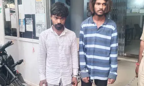 Raipur City Crime : सूने मकान का शटर काटकर लाखों की चोरी, निगरानी बदमाश समेत दो आरोपी गिरफ्तार
