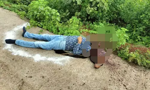 CG Crime : महानदी तट पर शिक्षक की निर्मम हत्या, सिर पर भारी वस्तु से वार कर उतारा मौत के घाट