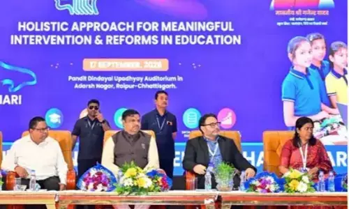 Raipur AI Conclave: छत्तीसगढ़ की स्कूल शिक्षा में AI की एंट्री, शिक्षकों की मदद के लिए बनेगा नया रोडमैप, जानें कैसे काम करेगा ‘लाईका चिन्हारी’ ऐप