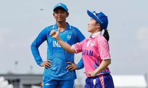 Asian Games: एशियन गेम्स में भारतीय छोरियों का कमाल, भारत सेमीफाइनल में पहुंचा, जापान को 8 विकेट से हराया; शेफाली ने लगाया विनिंग सिक्स Asian Games: एशियन गेम्स में भारतीय छोरियों का कमाल, भारत सेमीफाइनल में पहुंचा, जापान को 8 विकेट से हराया; शेफाली ने लगाया विनिंग सिक्स