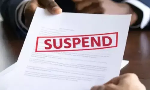 CG Suspended : महासमुंद में वेतन भुगतान में गड़बड़ी पर बड़ी कार्रवाई, प्राचार्य समेत 3 कर्मचारी निलंबित