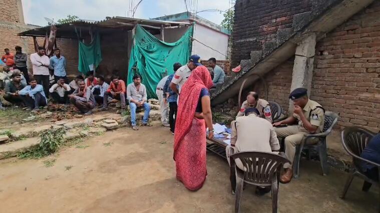 MP Crime : पिता ने पत्नी और तीन मासूम बच्चों की कुल्हाड़ी से की हत्या, चार मौतों से दहला क्षेत्र