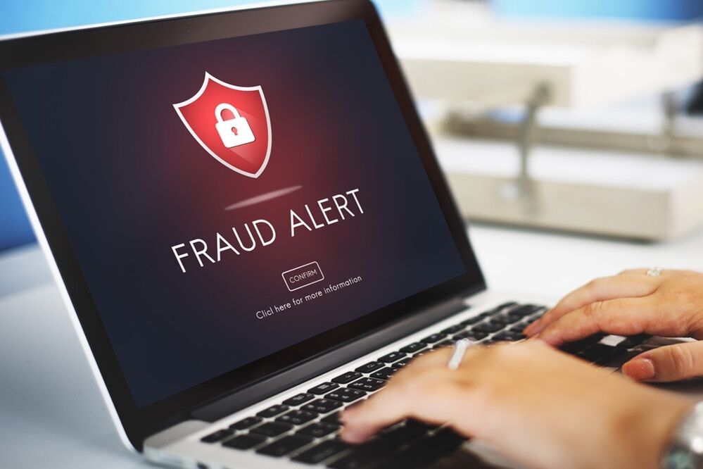 Cyber ​​Fraud: SBI कस्टमर केयर बनकर दो रिटायर्ड कर्मचारी से 6.50 लाख की ठगी, बैंक डिटेल लेकर ऐसे उड़ाए खाते से रकम