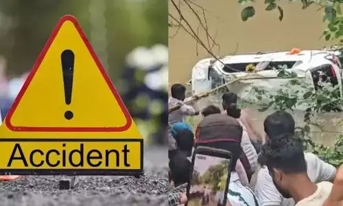नलखेड़ा में उफनते नाले में बही श्रद्धालुओं की कार, मां बगलामुखी माता के दर्शन कर लौट रहे थे, 8 की मौत