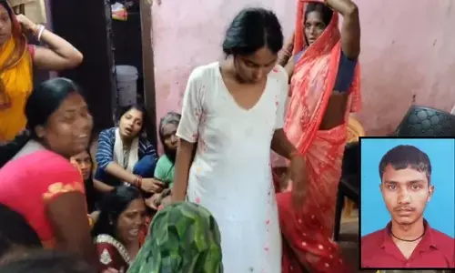 Bihar Crime : घर से बुलाकर 18 वर्षीय युवक की गोली मारकर हत्या, बहियार में खून से लथपथ मिला शव, 4 हिरासत में