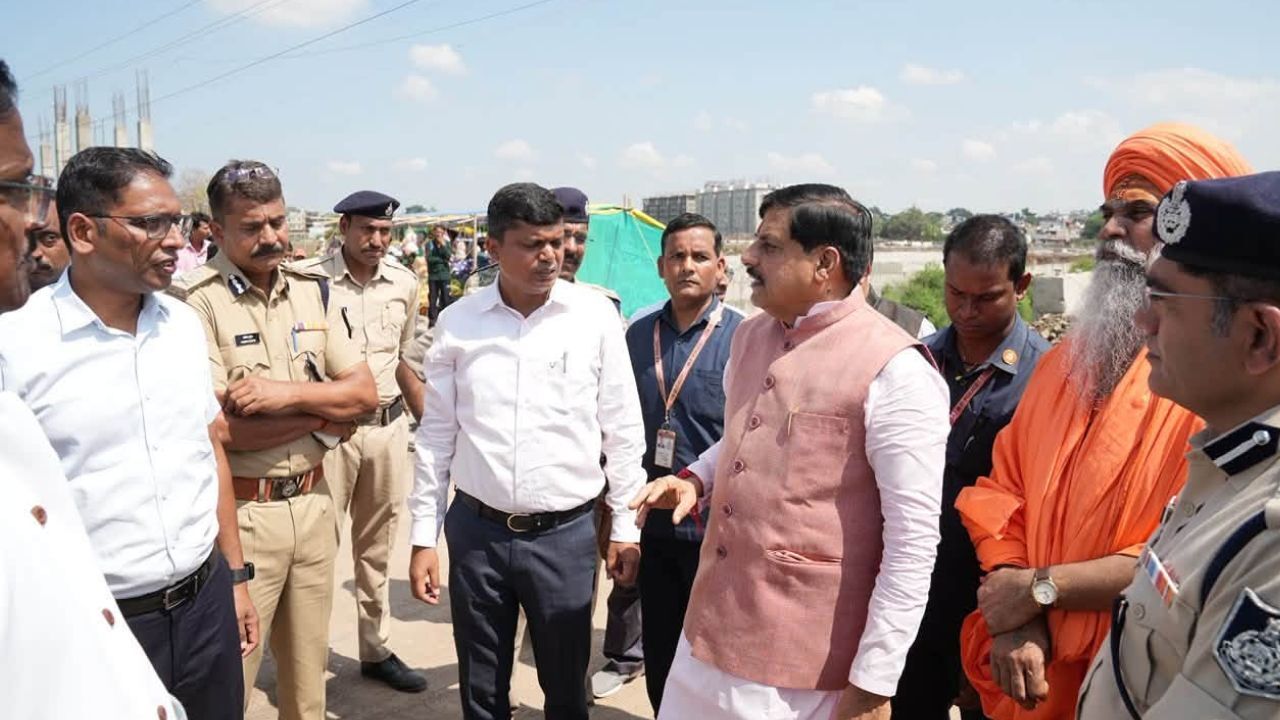 MP : सिंहस्थ 2028 की तैयारियों का CM मोहन यादव ने लिया जायजा, नीलगंगा-नानाखेड़ा मार्ग का किया निरीक्षण