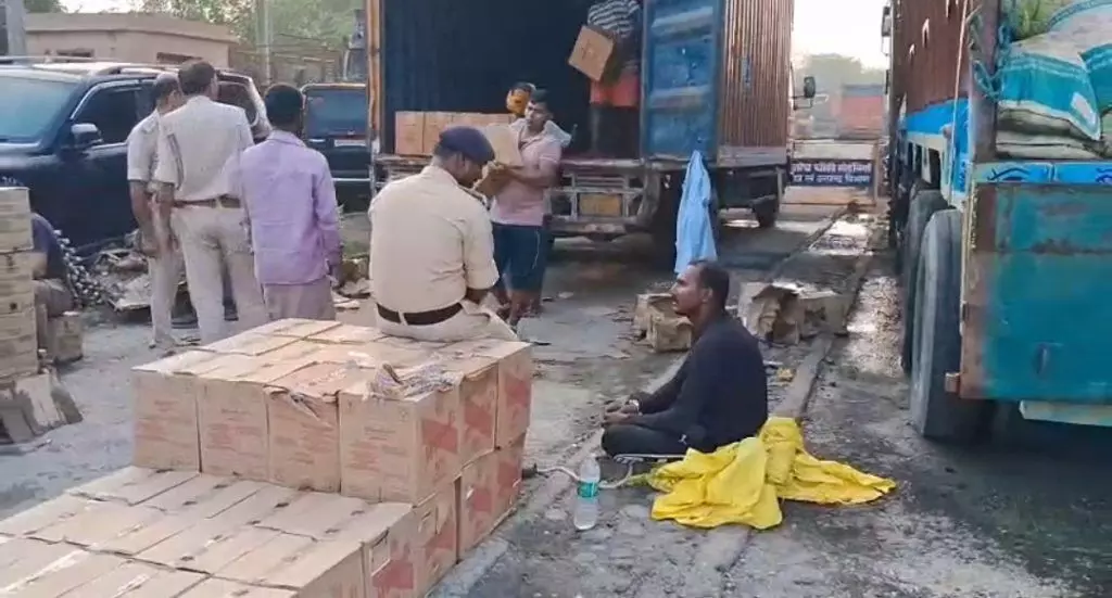 39633-1000548860-1024x551 Bihar Crime : चंडीगढ़ से सुपौल जा रहा था शराब से भरा कंटेनर, चेकिंग में खुला तस्करी का राज, चालक गिरफ्तार