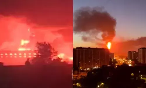रूस में चुनाव के आखिरी दिन 1,000 से ज्यादा ड्रोन हमले का दावा, 21 मंजिला इमारत से रेस्क्यू किए गए 400 लोग रूस में चुनाव के आखिरी दिन 1,000 से ज्यादा ड्रोन हमले का दावा, 21 मंजिला इमारत से रेस्क्यू किए गए 400 लोग