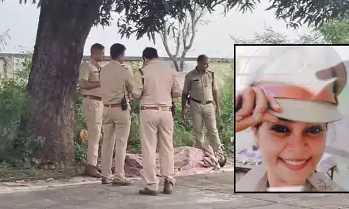 MP : महिला RTO इंस्पेक्टर की हत्या, प्रेमी ने भी फांसी लगाकर दी जान; रात में ऐसा क्या हुआ? MP : महिला RTO इंस्पेक्टर की हत्या, प्रेमी ने भी फांसी लगाकर दी जान; रात में ऐसा क्या हुआ?