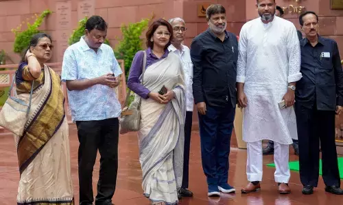 TMC से अलग नेताओं को नई पार्टी में बड़ी जिम्मेदारी, यूसुफ पठान समेत 7 पूर्व सांसदों को पद; उपचुनाव से पहले बंगाल में सियासी हलचल