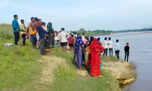 Jharkhand : करमा पूजा की खुशियां मातम में बदलीं, कोयल नदी में डूबे 5 बच्चे, 4 की मौत, एक की तलाश जारी