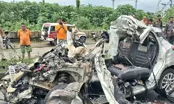 Jamshedpur Accident : मरीन ड्राइव पर भीषण हादसा, मंत्री दीपिका पांडेय सिंह की बेटी समेत 4 की मौत