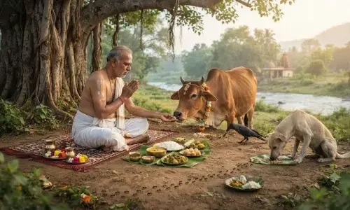 Pitru Paksha 2026 : 27 सितंबर से शुरू होगा पितृपक्ष, जानिए कौए को भोजन कराने की क्या है मान्यता