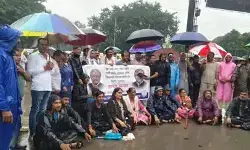 रायपुर में बारिश के बीच कांग्रेस का SIR और वोटर लिस्ट को लेकर पैदल मार्च,जानें क्या कहा नेताओं ने