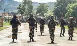 मणिपुर फिर ‘अशांत क्षेत्र’ घोषित: केंद्र सरकार ने 6 महीने के लिए लागू किया AFSPA, सेना को मिलेंगी विशेष शक्तियां, 13 थाना क्षेत्र बाहर