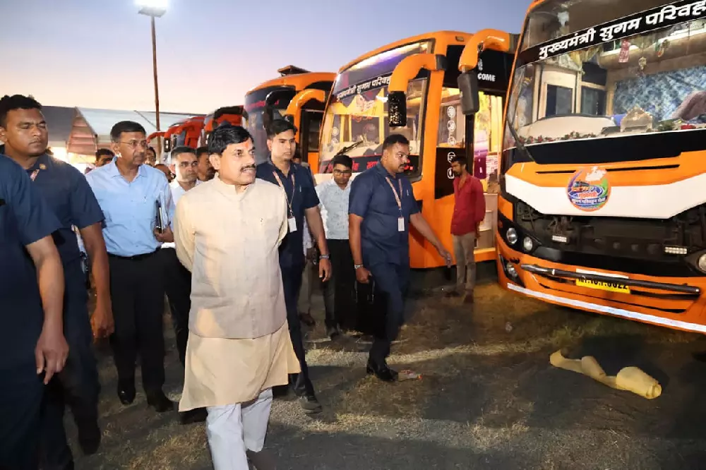 40216-untitled MP News : 21 साल बाद फिर दौड़ी सरकारी बसें, 7 शहरों में 351 बसों से परिवहन सेवा की शुरुआत, गडकरी-सीएम मोहन ने दिखाई हरी झंडी