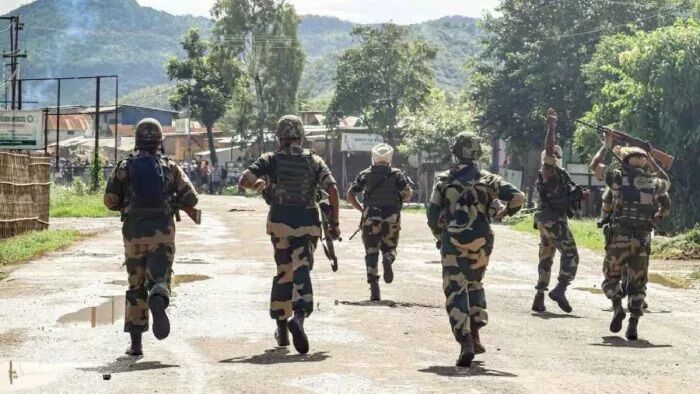 मणिपुर फिर ‘अशांत क्षेत्र’ घोषित: केंद्र सरकार ने 6 महीने के लिए लागू किया AFSPA, सेना को मिलेंगी विशेष शक्तियां, 13 थाना क्षेत्र बाहर