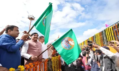 MP News : 21 साल बाद फिर दौड़ी सरकारी बसें, 7 शहरों में 351 बसों से परिवहन सेवा की शुरुआत, गडकरी-सीएम मोहन ने दिखाई हरी झंडी