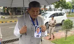 ED ने हरीश रावत से की पूछताछ, मां की तस्वीर लेकर पहुंचे दफ्तर