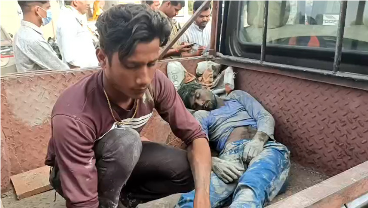 MP News : सीसी रोड निर्माण के दौरान बड़ा हादसा, करंट लगने से 2 की मौत, 5 घायल