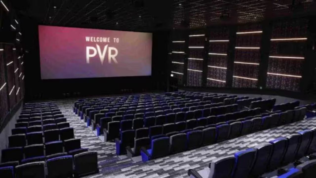 फिल्म शुरू होने से पहले 17 मिनट विज्ञापन दिखाना PVR को पड़ा महंगा, कंज्यूमर कोर्ट ने लगाया ₹75 हजार जुर्माना