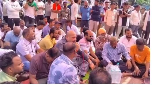 Simga Lathicharge TI Line Attach: गणेश विसर्जन के लाठीचार्ज को लेकर सिमगा में बवाल, TI धीरेंद्र दुबे लाइन अटैच