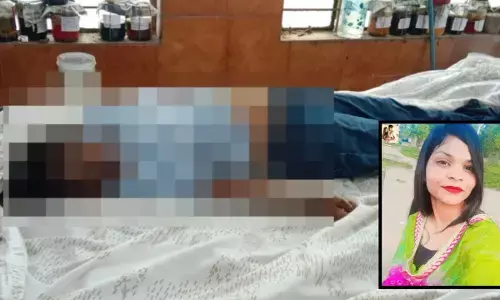 CG Crime : लॉज के कमरे में 22 वर्षीय युवती का शव मिलने से मचा हड़कंप, FSL ने शुरू की जांच