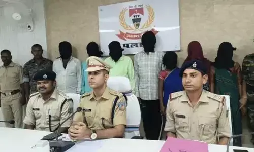 Jharkhand Crime : अंधेकत्ल की गुत्थी सुलझी, 10 लाख में सुपारी देकर पत्नी ने रची पति की हत्या की साजिश, 7 गिरफ्तार
