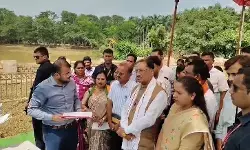 CG News : बाढ़ के बीच सुकमा पहुंचे CM साय, हवाई सर्वे कर लिया हालात का जायजा, राहत केंद्रों में पीड़ितों से मिले