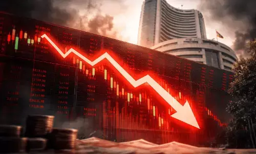शेयर बाजार में मचा हाहाकार: सेंसेक्स 1124 अंक गिरा, निफ्टी 22,780 पर बंद, इन सेक्टर्स के शेयर सबसे ज्यादा टूटे