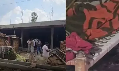 CG Crime : निर्माणाधीन मकान में खून से लथपथ मिला अधेड़ का शव, गले पर धारदार हथियार के गहरे निशान