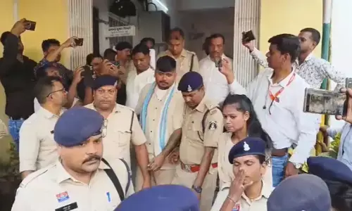 Surajpur Double Murder Case : प्रधान आरक्षक की पत्नी-बेटी हत्याकांड में कोर्ट का बड़ा फैसला, 4 आरोपी दोषी, 8 अक्टूबर को होगा सजा का ऐलान