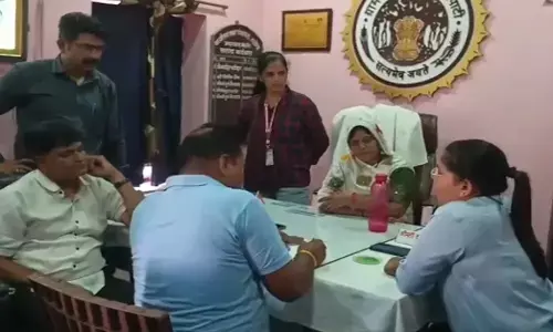MP News : NOC के बदले 4 हजार की रिश्वत, EOW ने सरपंच और पति को रंगेहाथ पकड़ा
