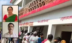 UP Crime : स्कूल परिसर में शिक्षक नेता और पत्नी की बेरहमी से हत्या, खून से सना मिला फावड़ा