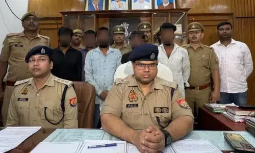 UP Crime : 50 लाख की फिरौती के लिए KGMU अधिकारी और साथी का अपहरण, हत्या के बाद घाघरा में फेंके शव, 5 गिरफ्तार UP Crime : 50 लाख की फिरौती के लिए KGMU अधिकारी और साथी का अपहरण, हत्या के बाद घाघरा में फेंके शव, 5 गिरफ्तार