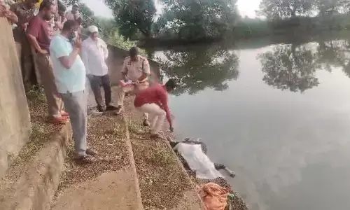 CG News : तालाब में तैरती मिली लापता युवती की लाश, पुलिस जांच में जुटी