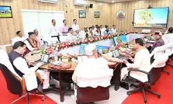 Uttarakhand Cabinet: धामी कैबिनेट के बड़े फैसले, युवाओं के लिए ₹200 करोड़ की स्किल योजना से लेकर TDC को ₹66 करोड़ की मंजूरी Uttarakhand Cabinet: धामी कैबिनेट के बड़े फैसले, युवाओं के लिए ₹200 करोड़ की स्किल योजना से लेकर TDC को ₹66 करोड़ की मंजूरी