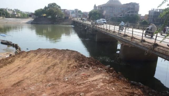 Mahadevghat New Bridge: महादेवघाट में 43 साल बाद बनेगा नया ब्रिज, खारुन नदी पर होंगे 8 स्पॉन