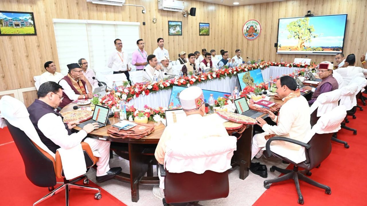 Uttarakhand Cabinet: धामी कैबिनेट के बड़े फैसले, युवाओं के लिए ₹200 करोड़ की स्किल योजना से लेकर TDC को ₹66 करोड़ की मंजूरी