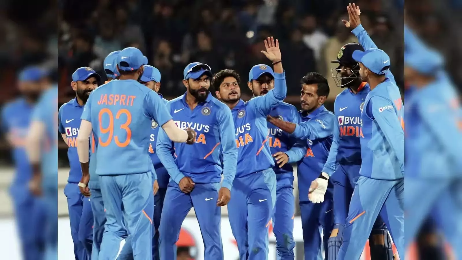 Ind A vs Aus A: इंडिया ए और ऑस्ट्रेलिया ए का मुकाबला कल, हार्दिक पांड्या सीरीज से बाहर, सूर्यांश शेडगे को मिला मौका, देखें टीम इंडिया की प्लेइंग इलेवन Ind A vs Aus A: इंडिया ए और ऑस्ट्रेलिया ए का मुकाबला कल, हार्दिक पांड्या सीरीज से बाहर, सूर्यांश शेडगे को मिला मौका, देखें टीम इंडिया की प्लेइंग इलेवन